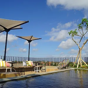 4* Vandrarhem Borough Capsule Bali