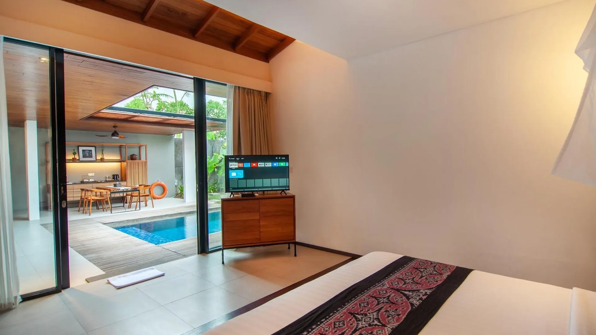 Legian Abia Villas